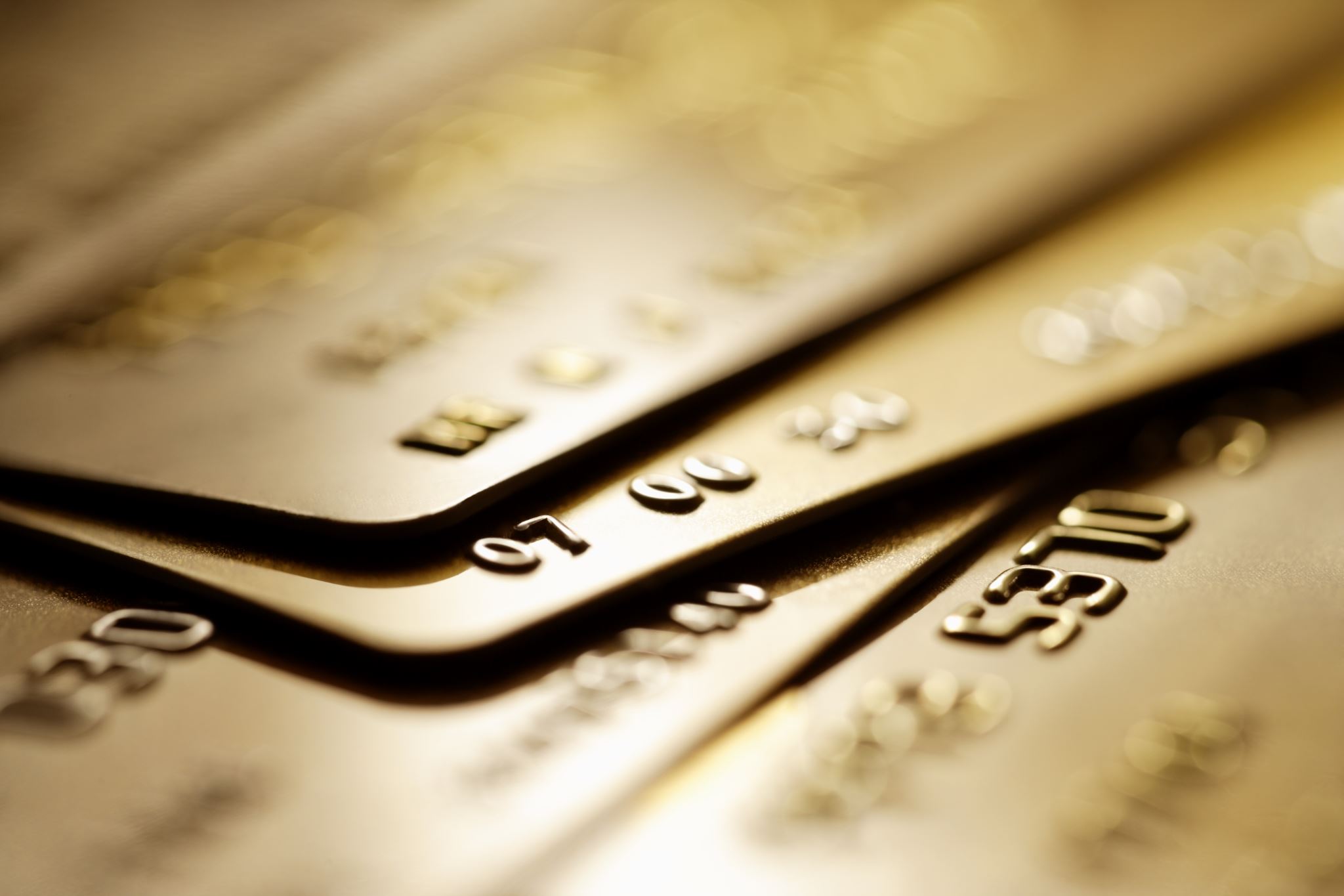 Pile-of-credit-cards-2